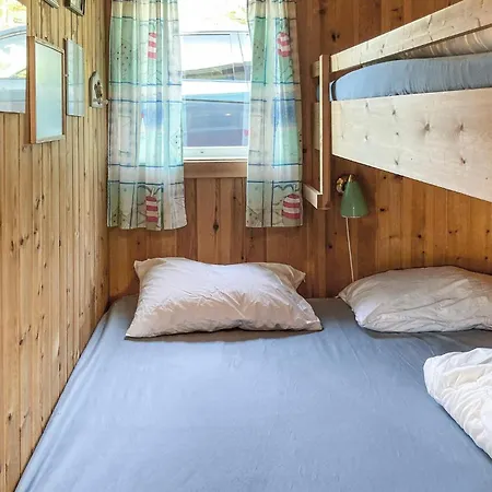 4 Bedroom Beautiful Home In Nordtveitgrend Nordtveitgrend